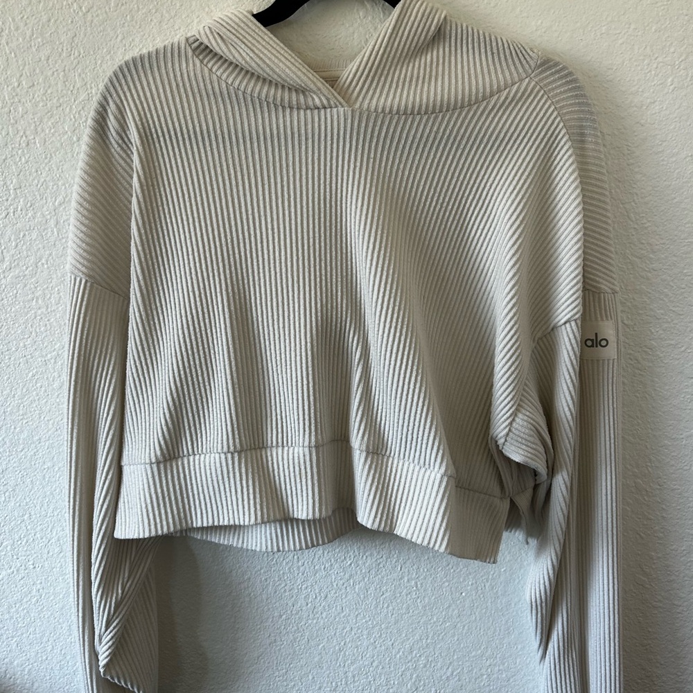 ALO Yoga Women's Cream Hooded Sweater